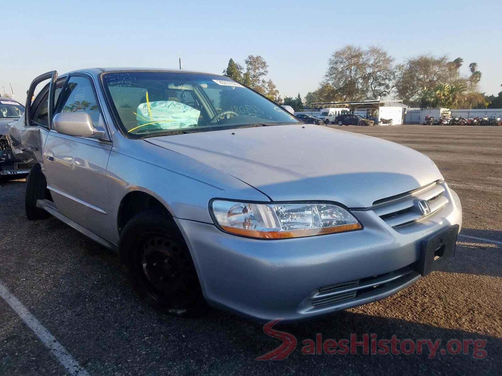 5XYPHDA15JG357854 2002 HONDA ACCORD