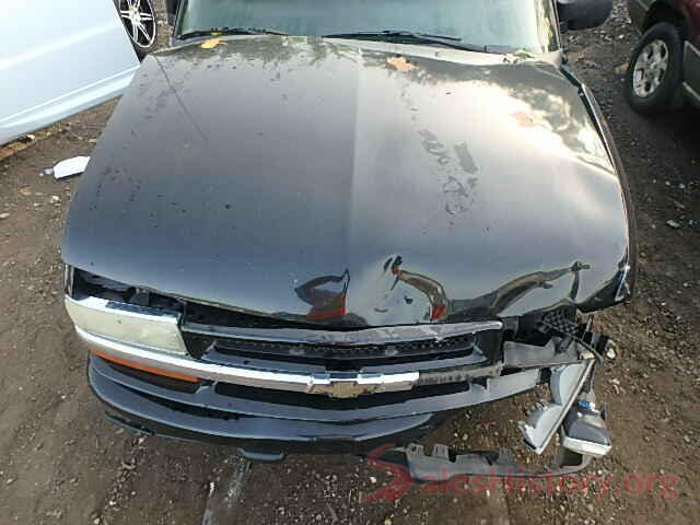 19XFC2F50GE070356 2004 CHEVROLET BLAZER