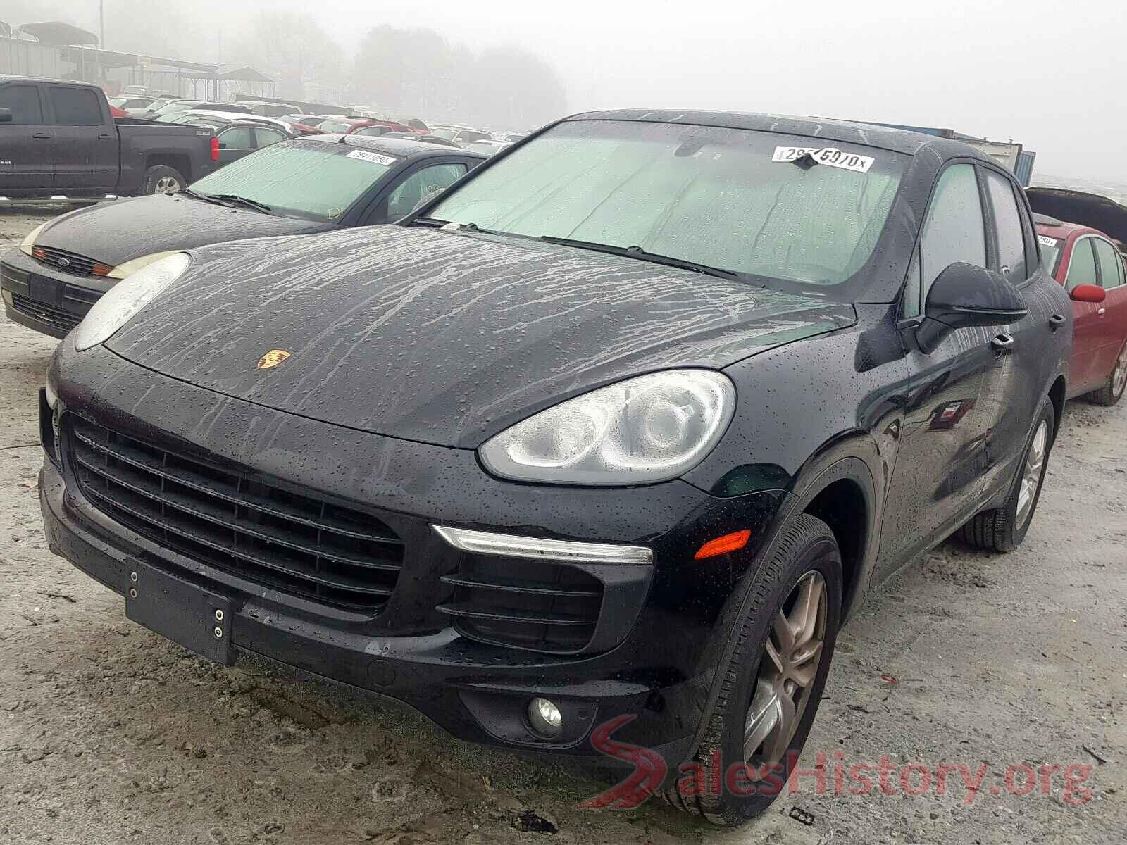 5YFBURHE4JP830165 2016 PORSCHE CAYENNE