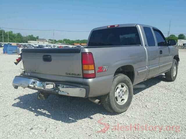 KL7CJPSB6JB610859 2000 CHEVROLET SILVERADO