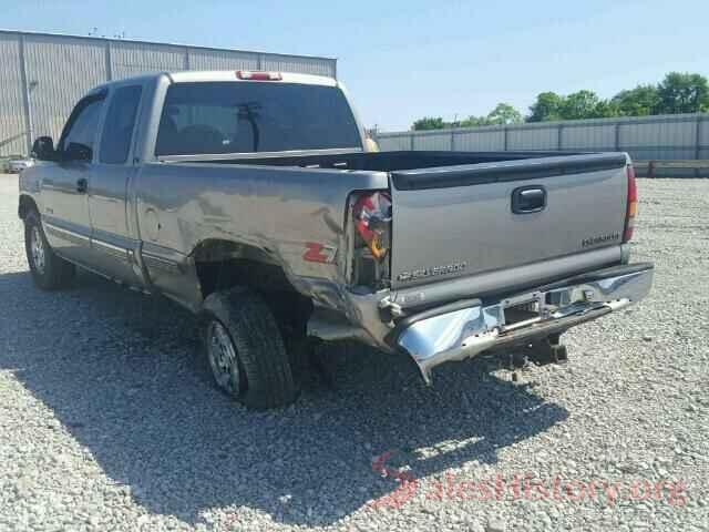 KL7CJPSB6JB610859 2000 CHEVROLET SILVERADO