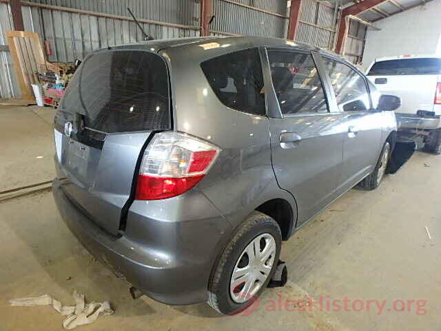 2T1BURHE6HC761702 2011 HONDA FIT