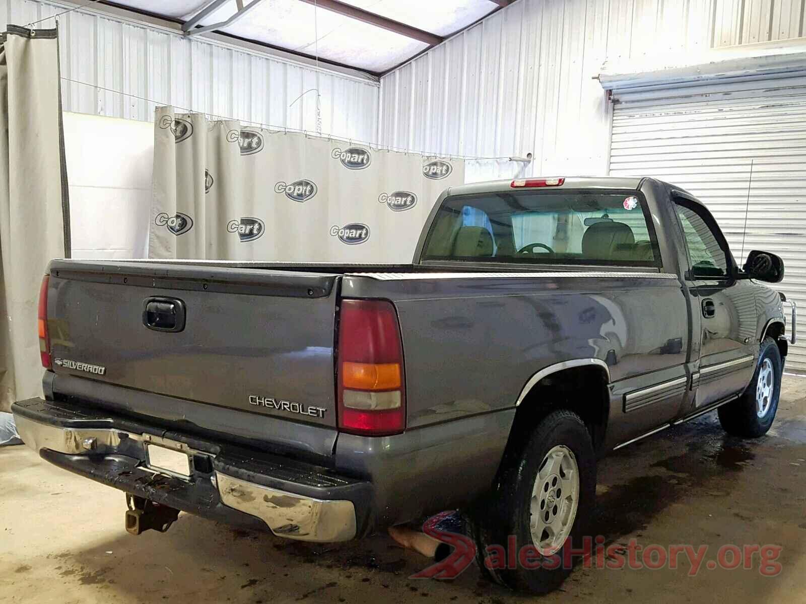 KL8CD6SAXHC811267 2000 CHEVROLET SILVERADO