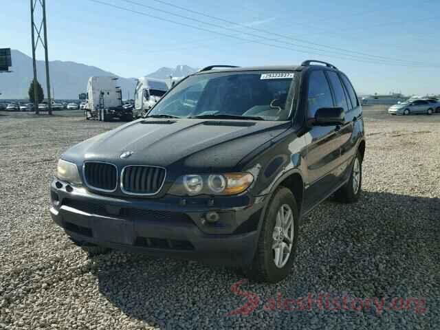 5YFBURHE9KP935558 2004 BMW X5