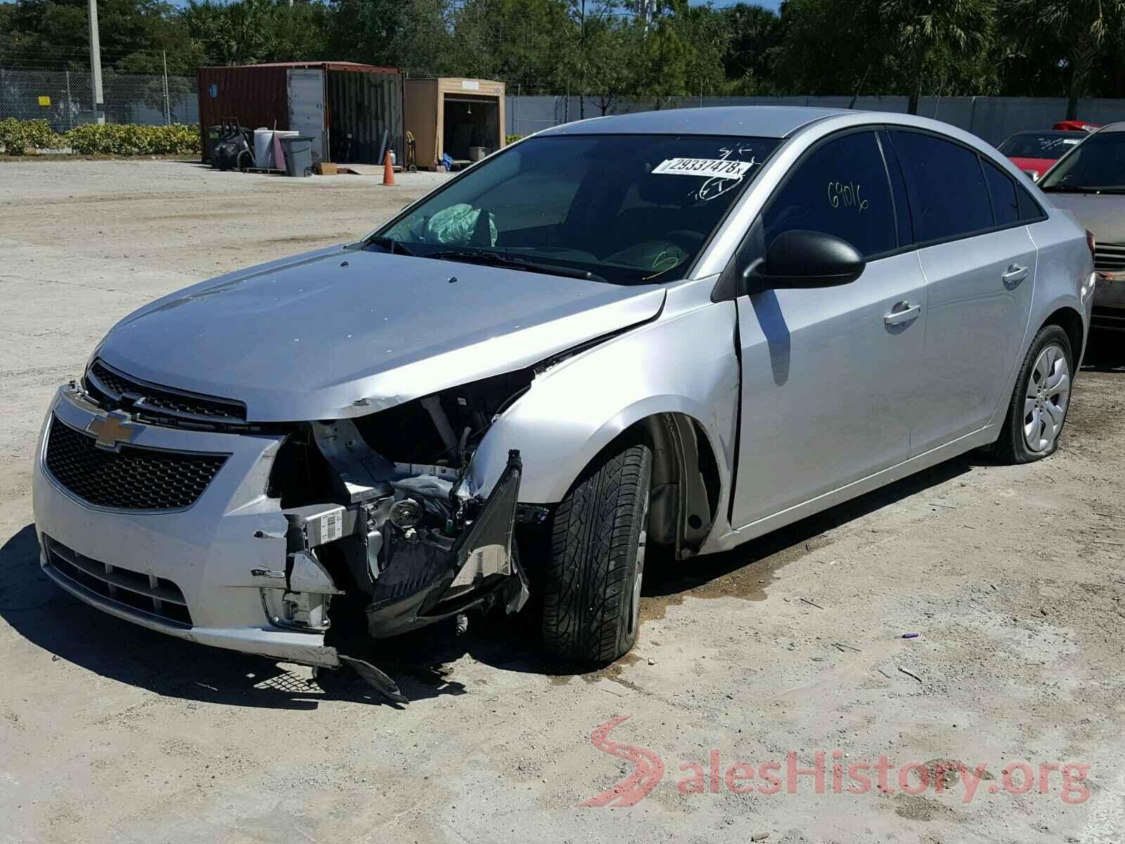 KM8SR4HF0JU289918 2014 CHEVROLET CRUZE