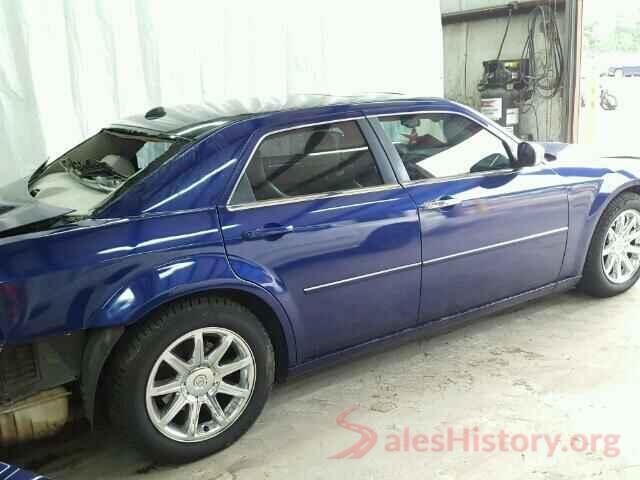 JN8AY2ND4LX017601 2005 CHRYSLER 300