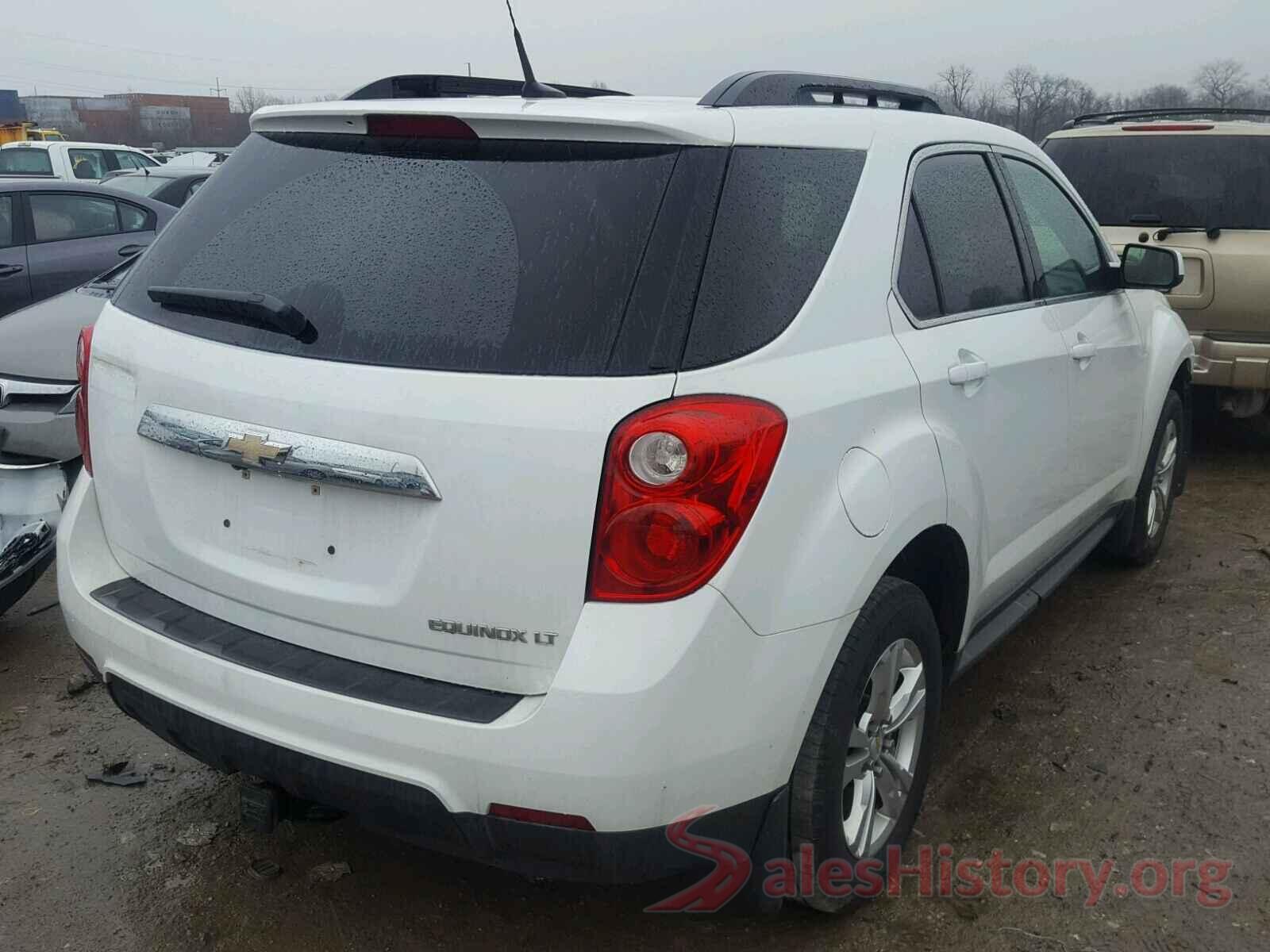 KNDPMCAC0J7405555 2011 CHEVROLET EQUINOX