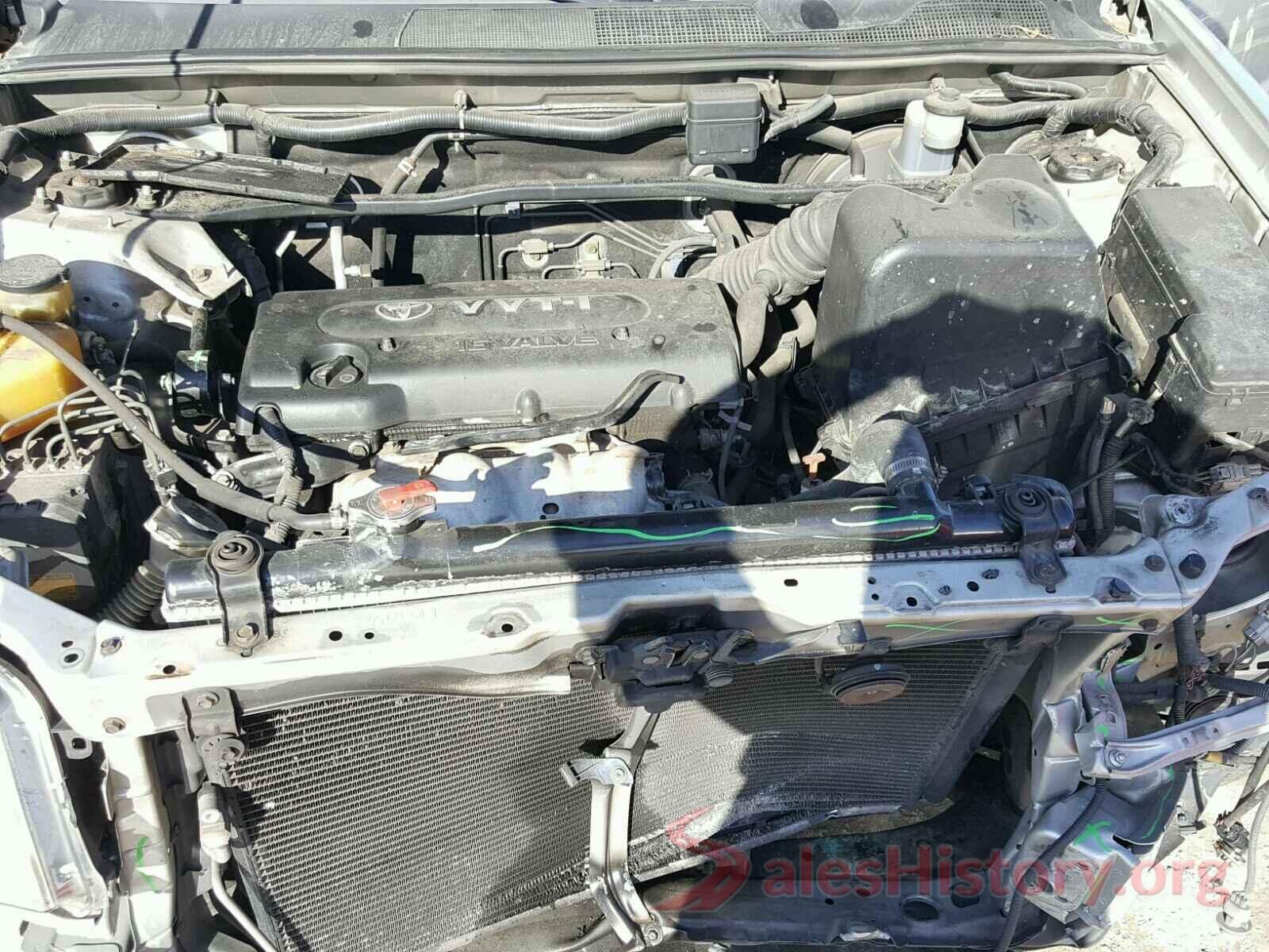 1VWAT7A37HC084127 2004 TOYOTA HIGHLANDER