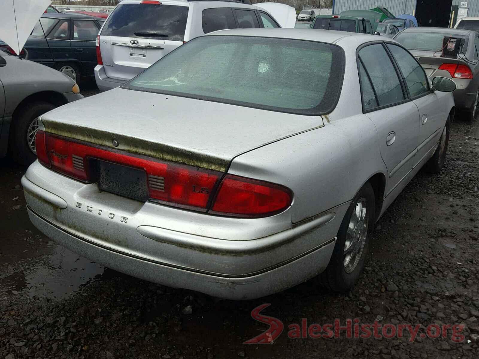 1GCHSBEA2K1127209 2002 BUICK REGAL