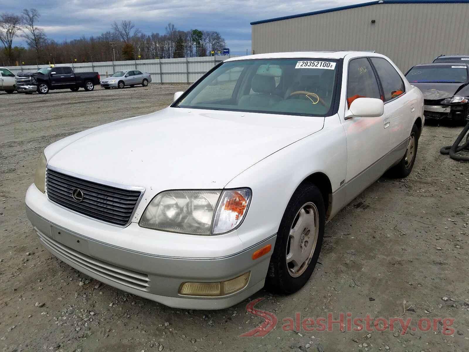 1N4AL3APXHC280700 2000 LEXUS LS400