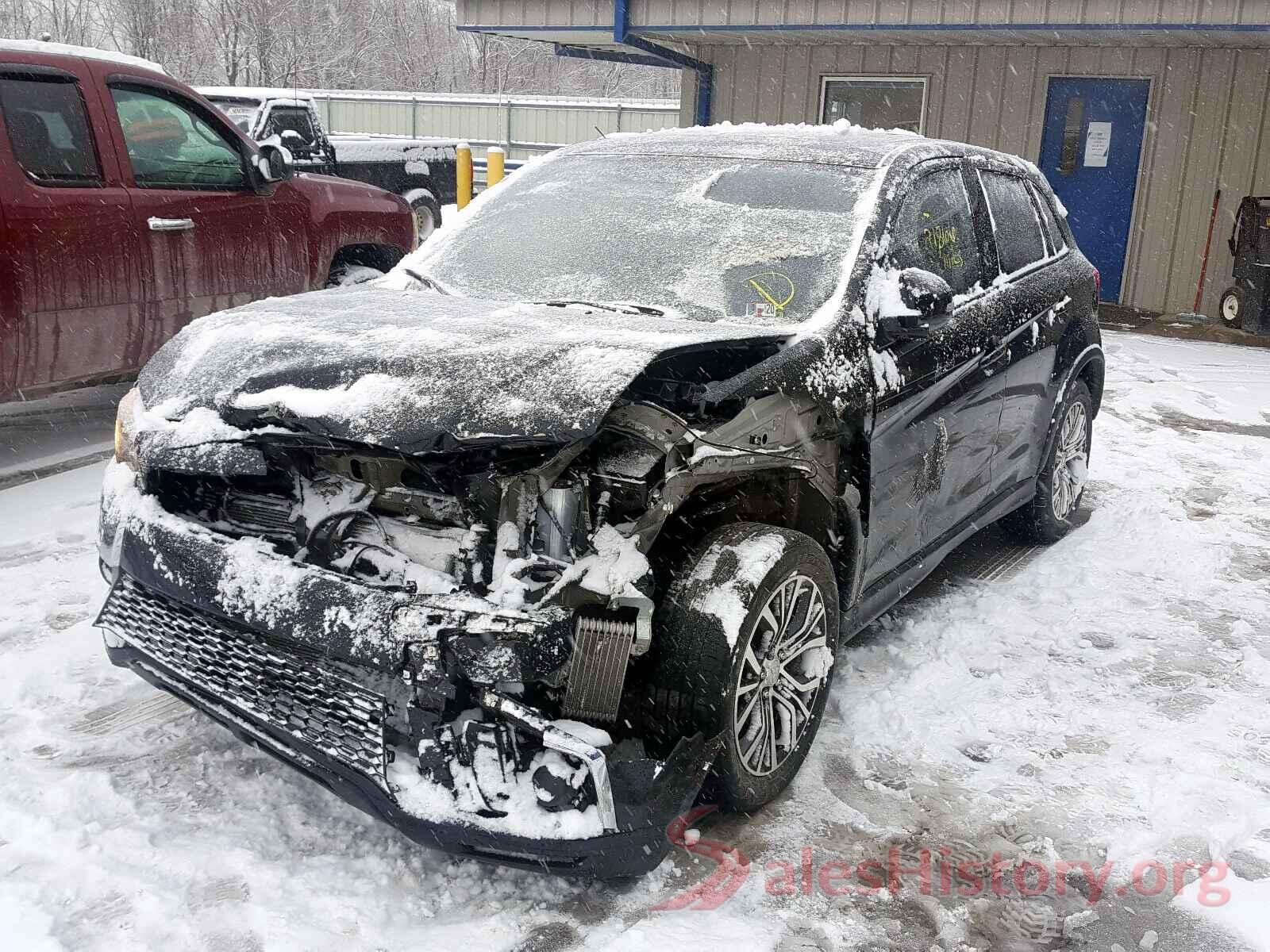 JA4AR3AU2JU016606 2018 MITSUBISHI OUTLANDER