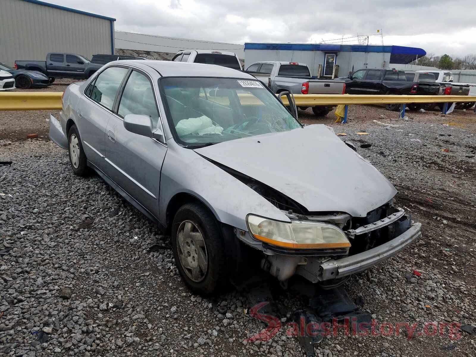 5YFBURHE3JP816662 2001 HONDA ACCORD