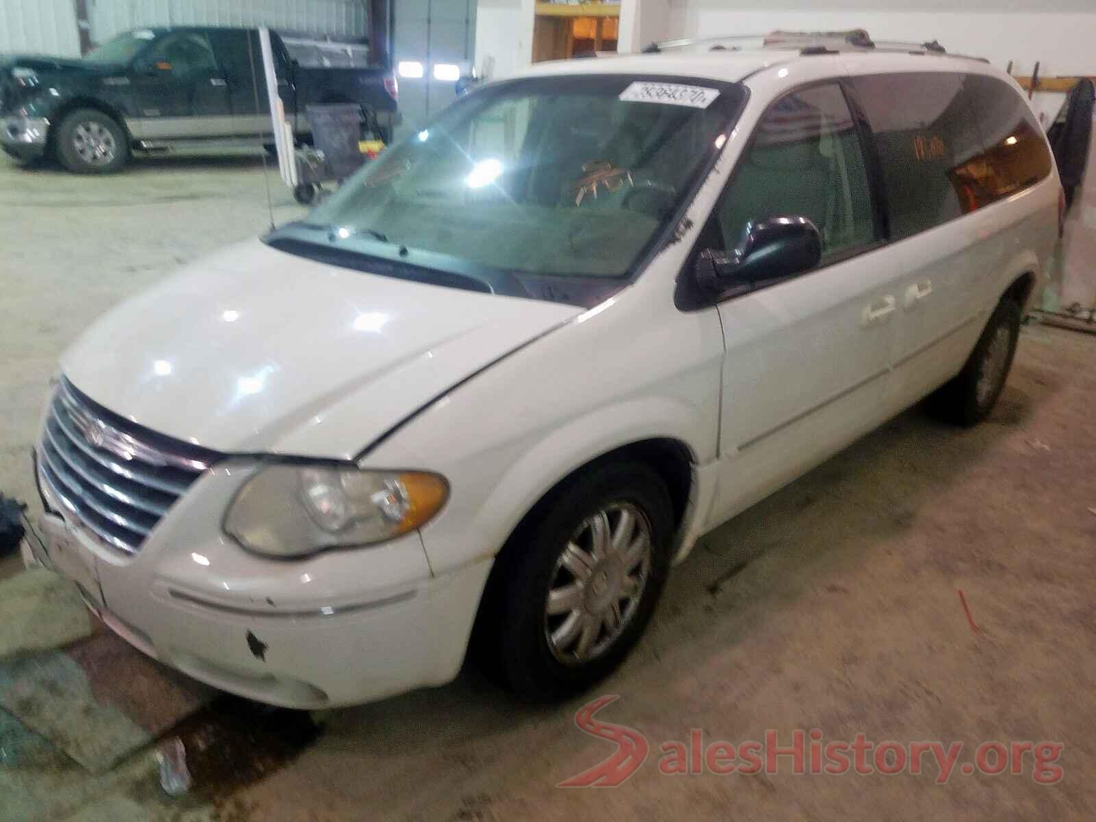 JA4AZ3A34JZ018920 2006 CHRYSLER MINIVAN