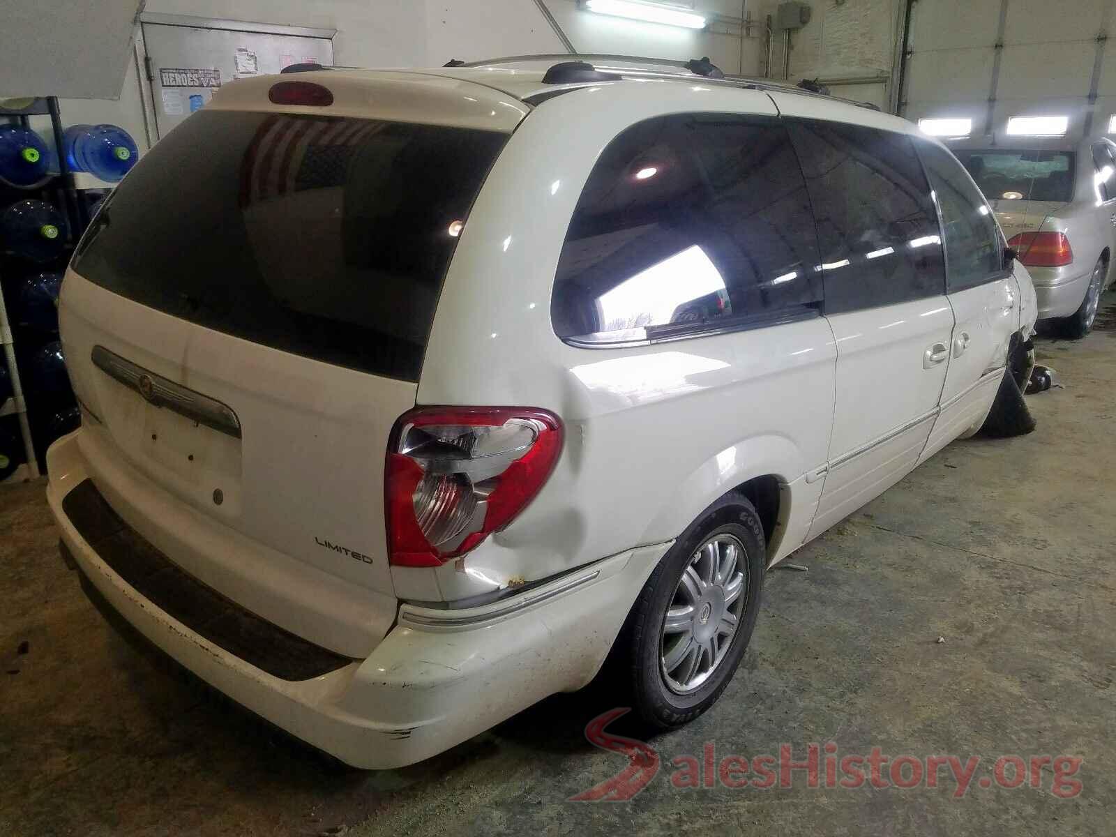 JA4AZ3A34JZ018920 2006 CHRYSLER MINIVAN