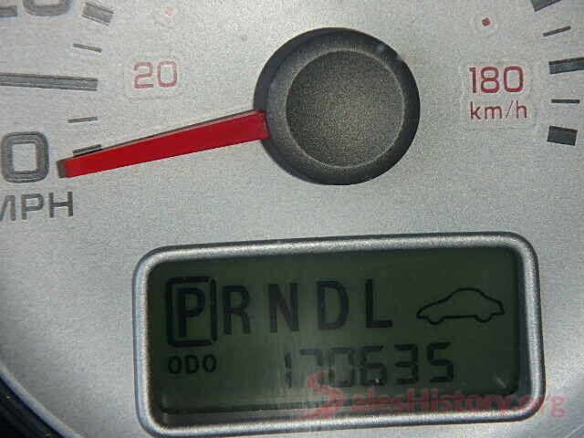 3KPFK4A75HE153838 2005 FORD ESCAPE