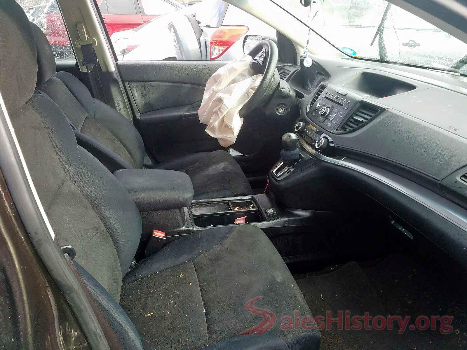 3N1CP5CU5KL517887 2015 HONDA CRV