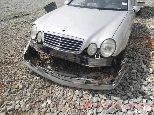 JTMWFREV2JD113377 2000 MERCEDES-BENZ CLK320