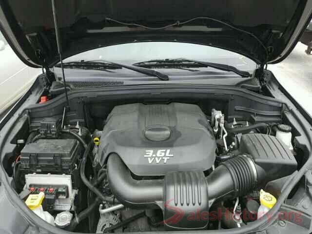 3KPFK4A75HE075951 2012 JEEP GRAND CHER