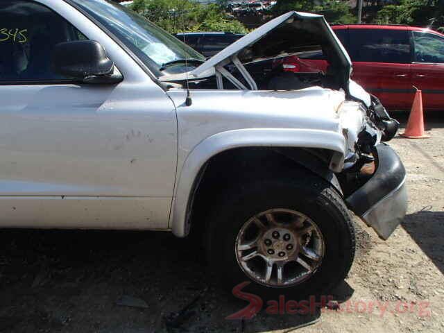 ML32F3FJ3LHF10640 2004 DODGE DAKOTA