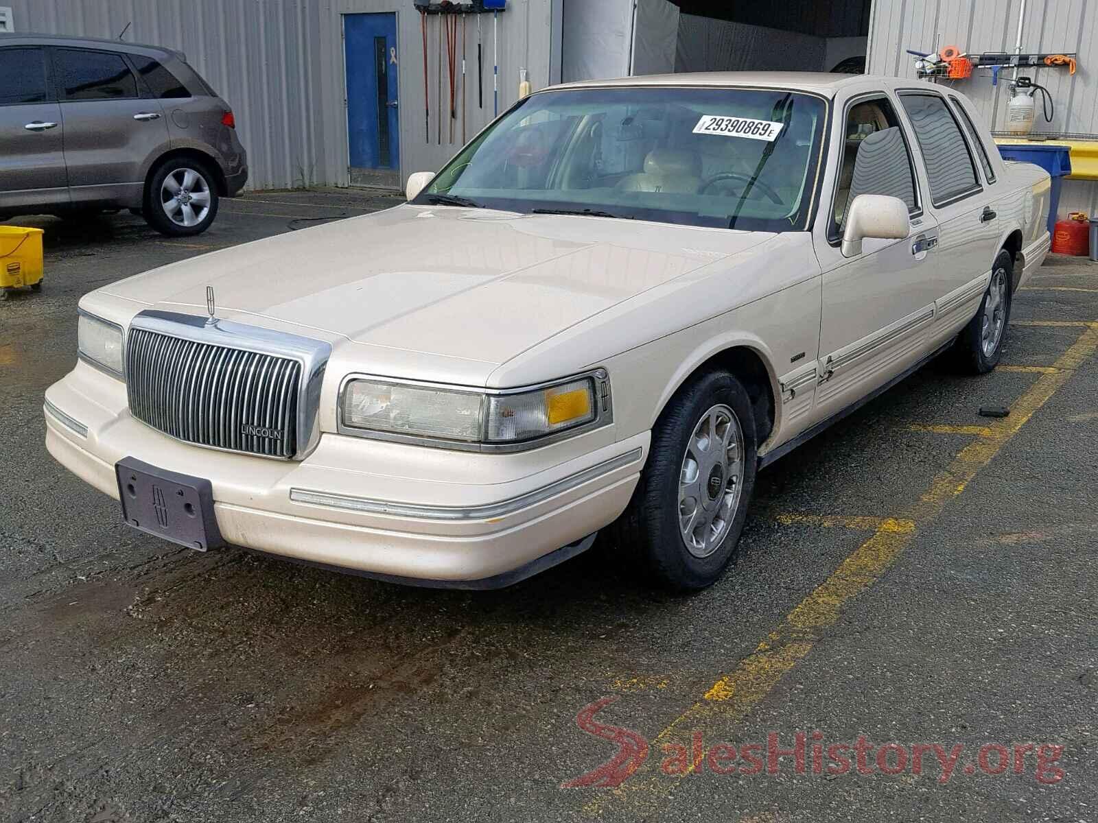 1N6AA1EF7LN500049 1997 LINCOLN TOWNCAR