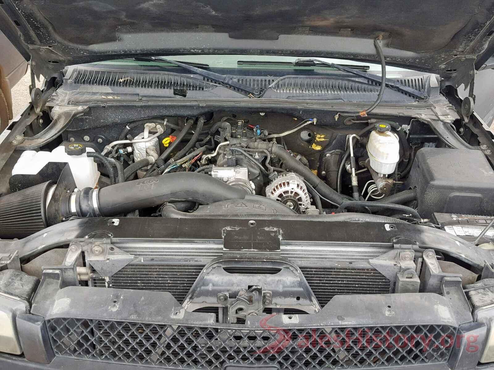 JM1BM1L70G1311752 2004 CHEVROLET SILVERADO