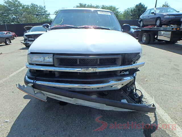 3VWD17AJ1JM227630 1998 CHEVROLET BLAZER