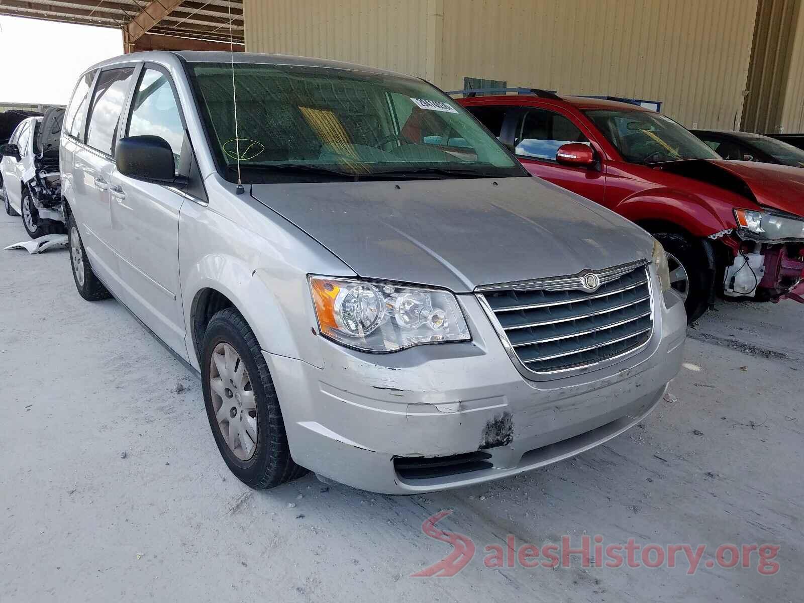 5YFBURHE3GP375205 2009 CHRYSLER TOWN & COU