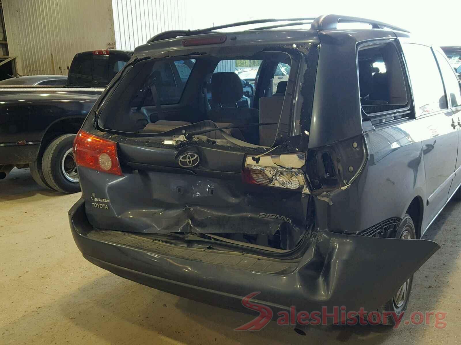 5TDKK4CC2AS338224 2010 TOYOTA SIENNA