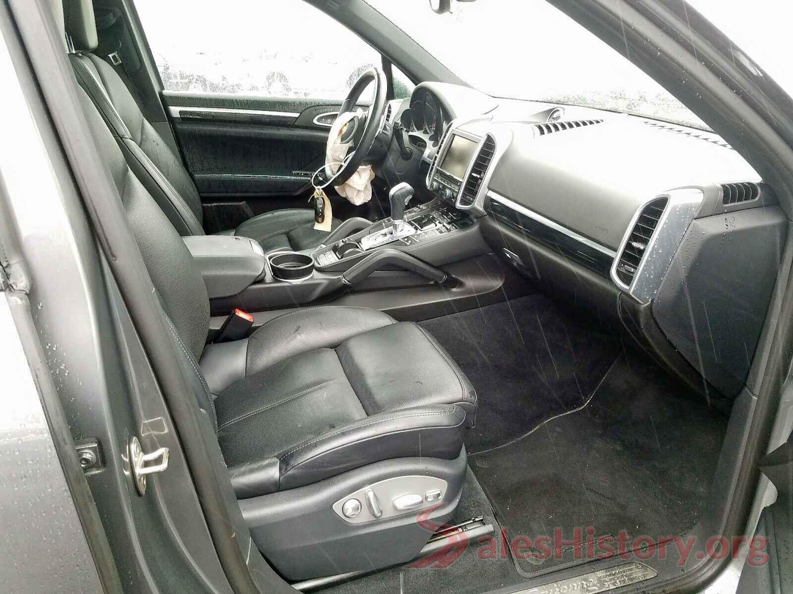 WP1AF2A24FLA37637 2015 PORSCHE CAYENNE