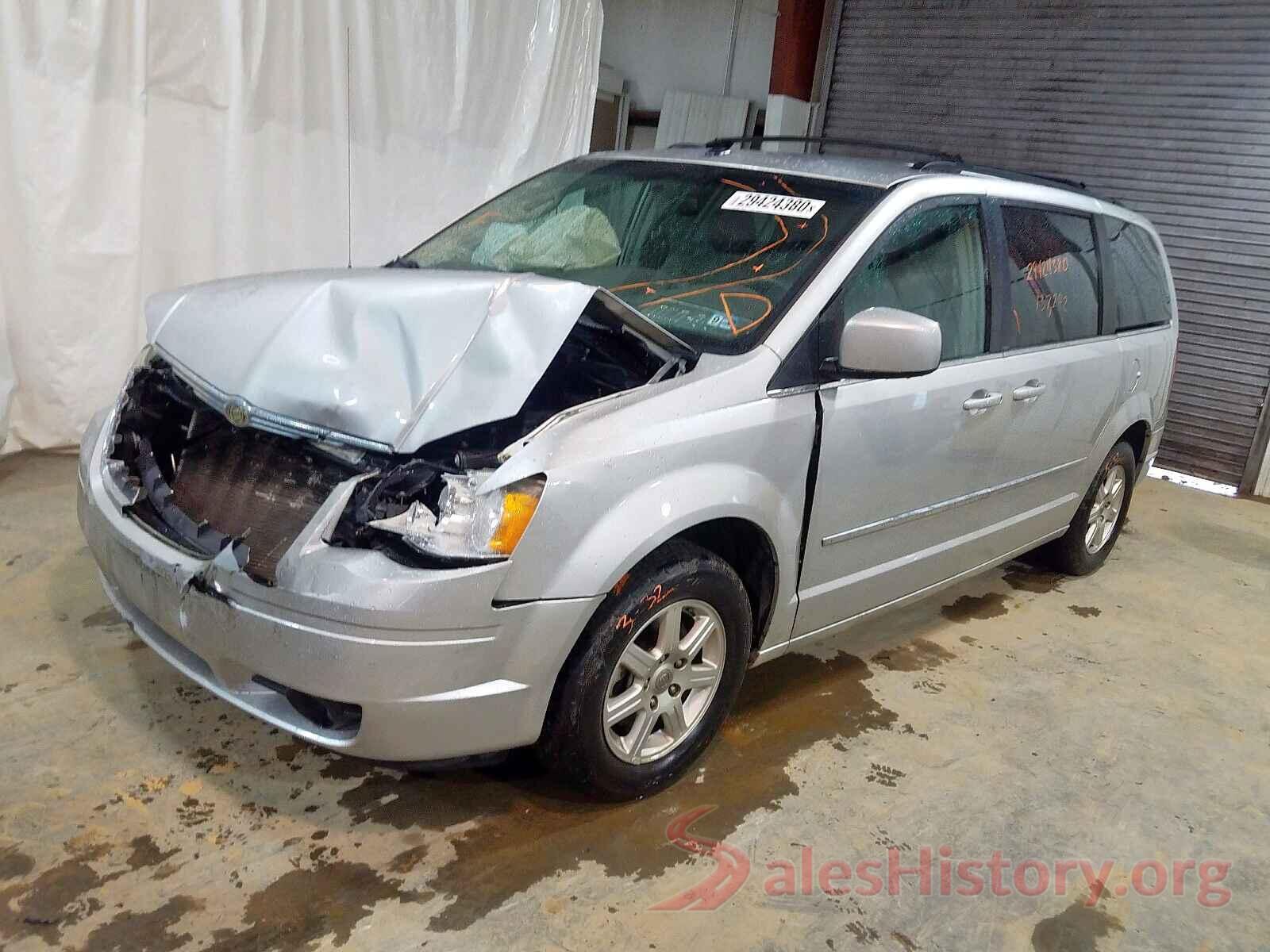 1N4AL3AP3JC176331 2010 CHRYSLER MINIVAN