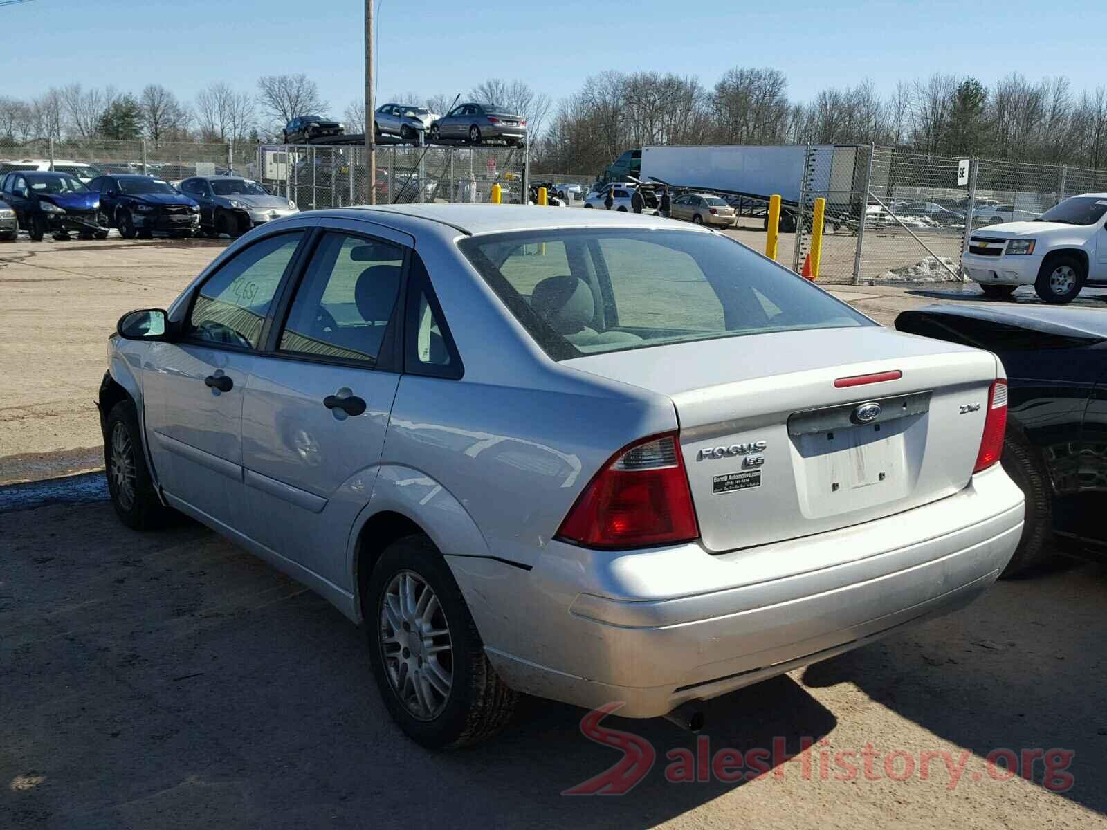 KNDPMCAC7J7450377 2005 FORD FOCUS