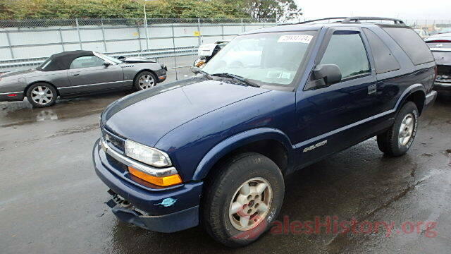 1C3BDEAZ8GV100100 2000 CHEVROLET BLAZER