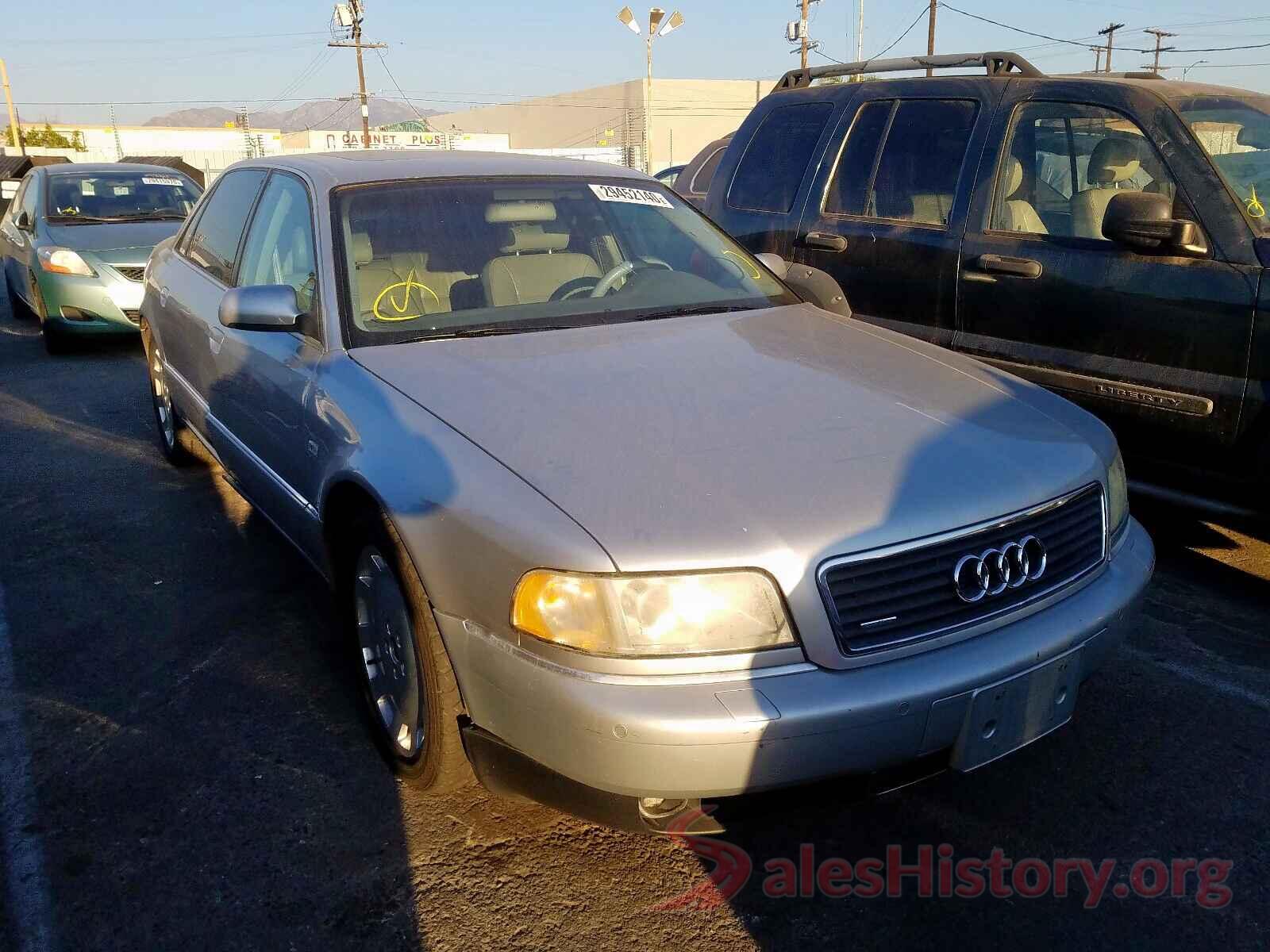 3C4NJDBB9JT270809 2001 AUDI A8