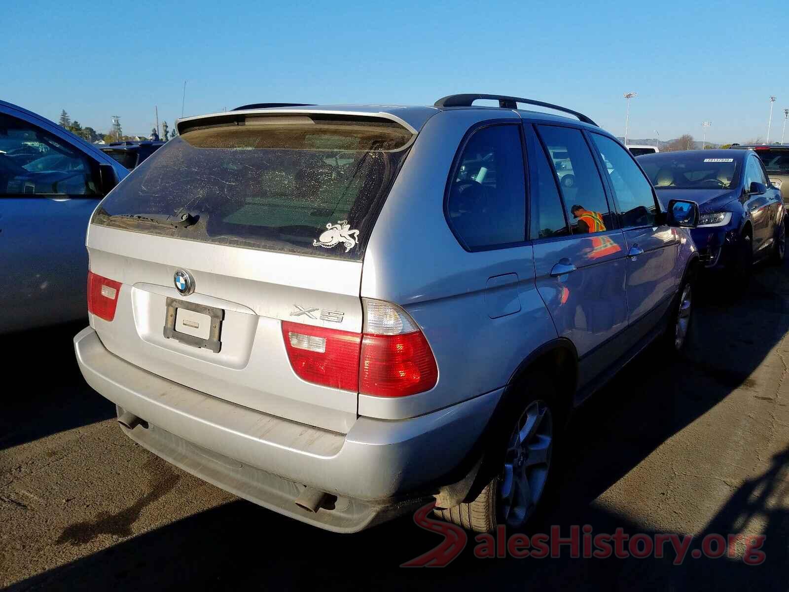 3MZBN1L33JM262158 2005 BMW X5