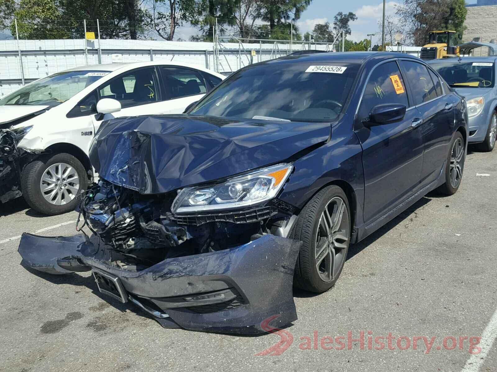 2HGFC2F64LH586003 2017 HONDA ACCORD