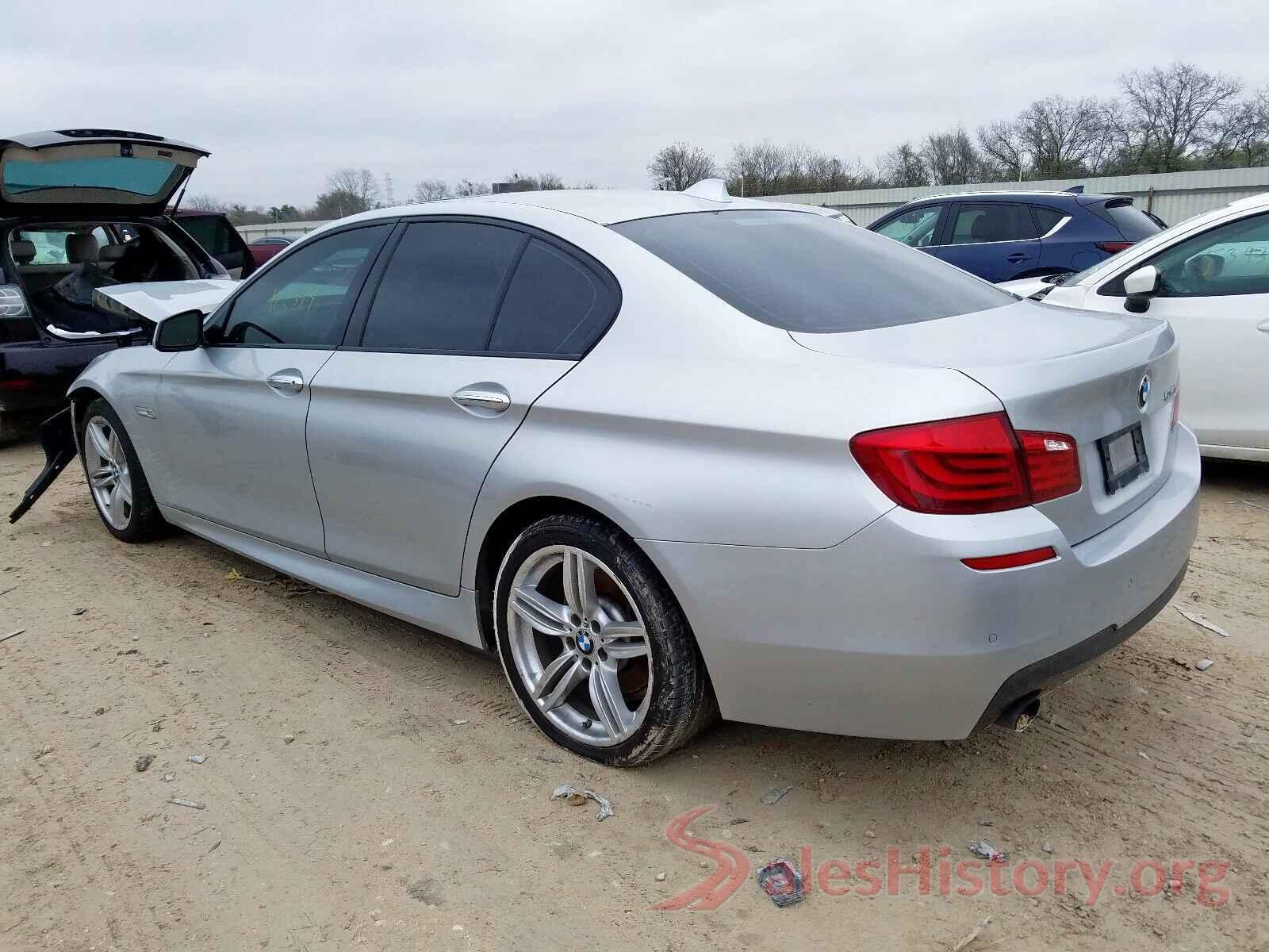 KNDJN2A20J7572034 2011 BMW 5 SERIES