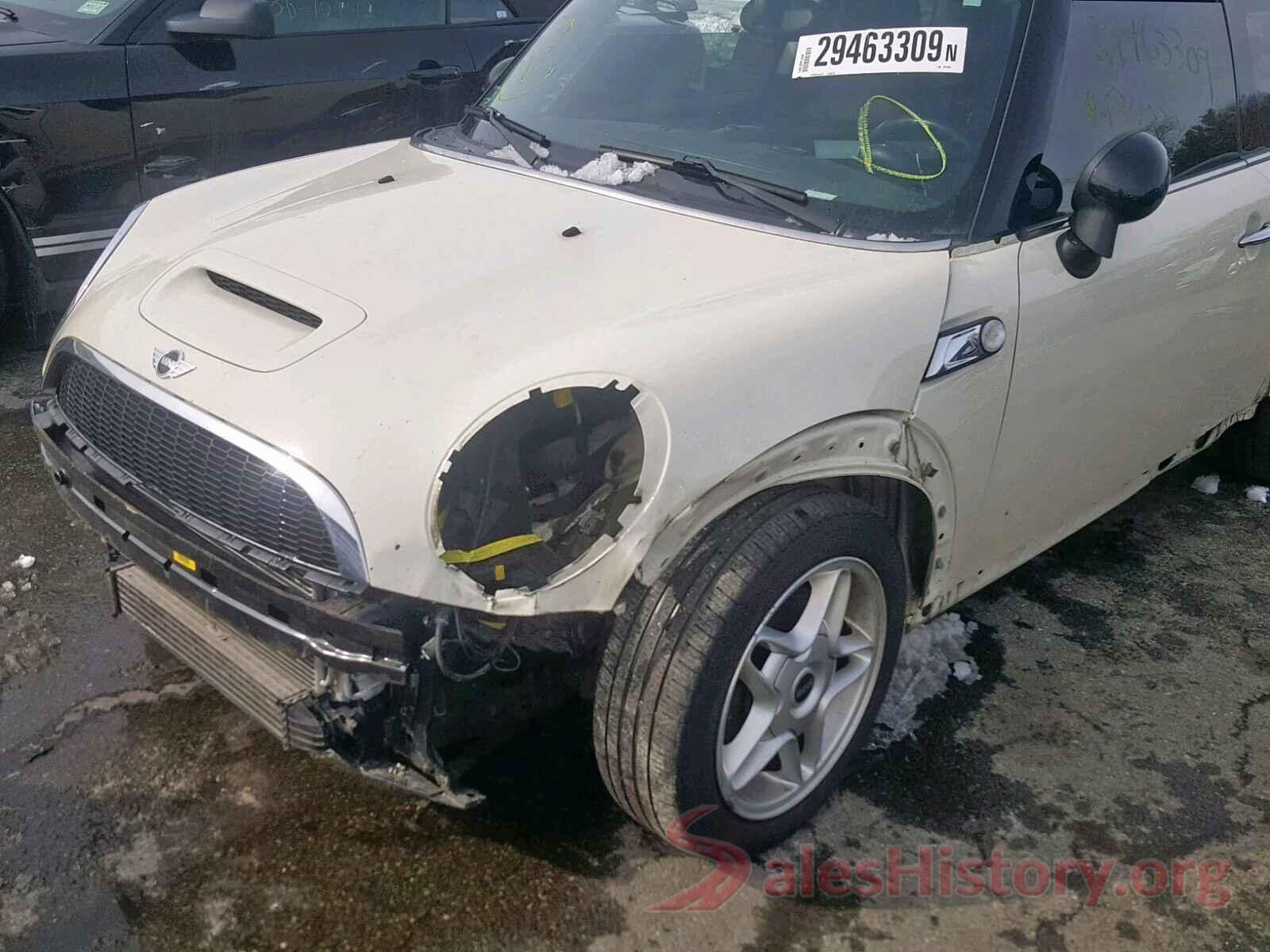 5TFAZ5CN6JX064762 2010 MINI COOPER