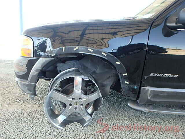 KNDJP3A52G7307702 2002 FORD EXPLORER