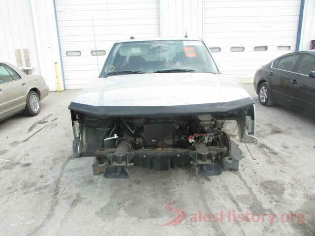 3C4NJDDB9HT635562 2005 CHEVROLET SILVERADO