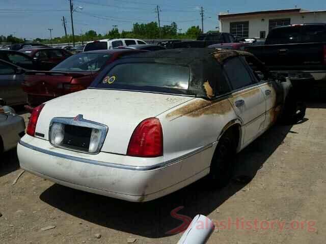 JTMRFREV2HJ118894 1999 LINCOLN TOWNCAR