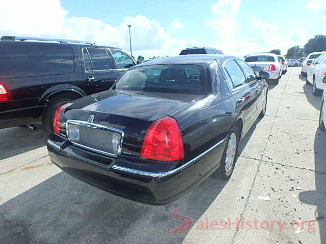 ML32F3FJ3LHF04479 2011 LINCOLN TOWNCAR