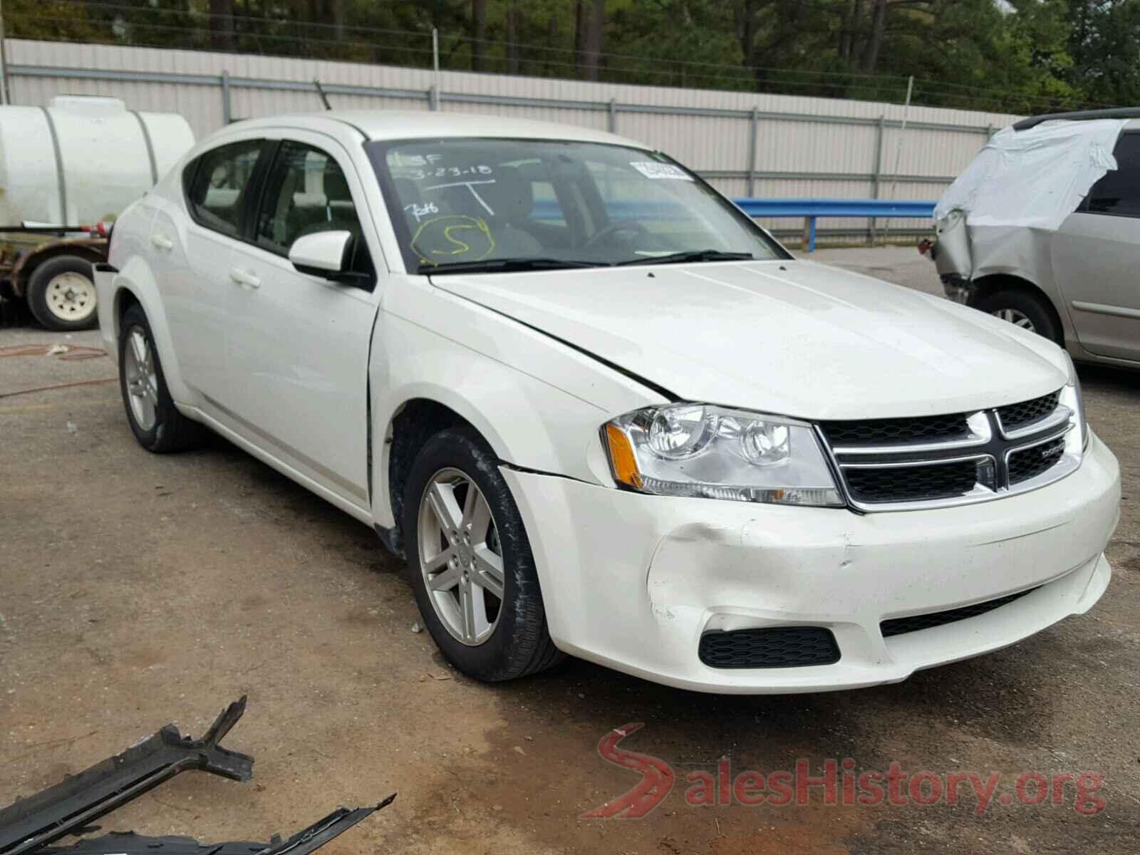 KM8J2CA44JU629705 2011 DODGE AVENGER