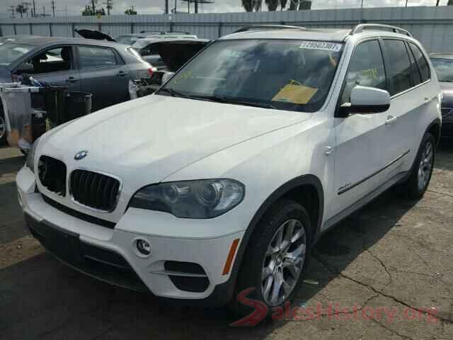 5XXGT4L38HG137720 2011 BMW X5