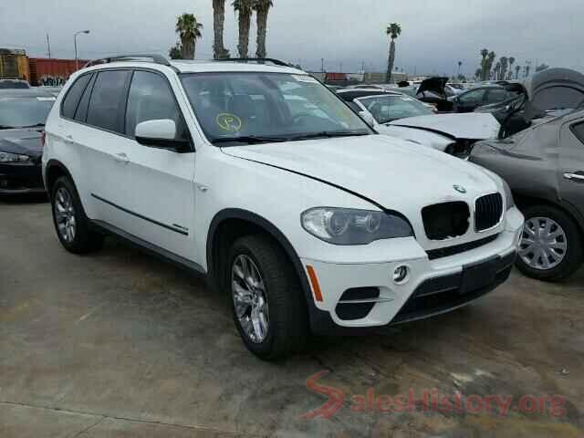 5XXGT4L38HG137720 2011 BMW X5