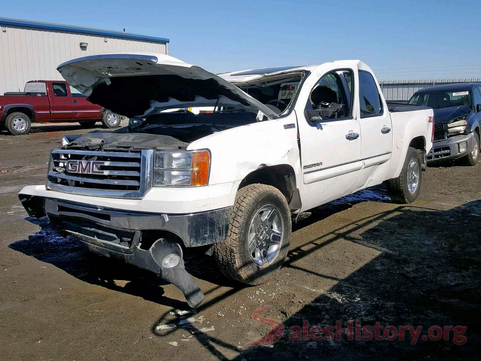 KNDPMCAC2J7434619 2010 GMC SIERRA K15