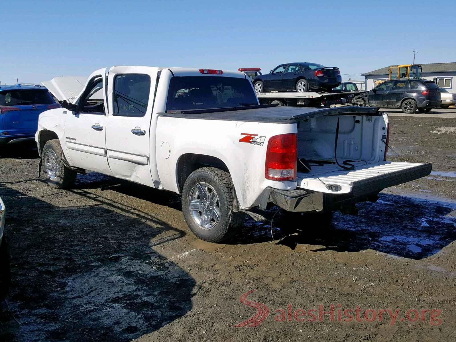 KNDPMCAC2J7434619 2010 GMC SIERRA K15