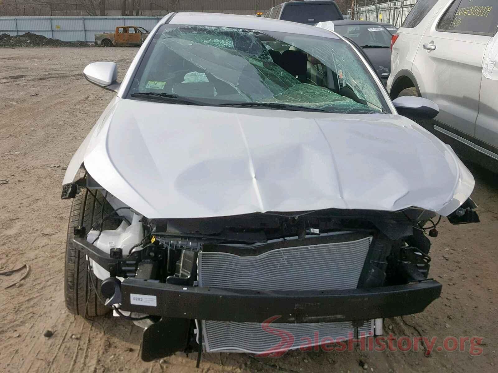 3KPF24AD3KE052844 2019 HYUNDAI ELANTRA