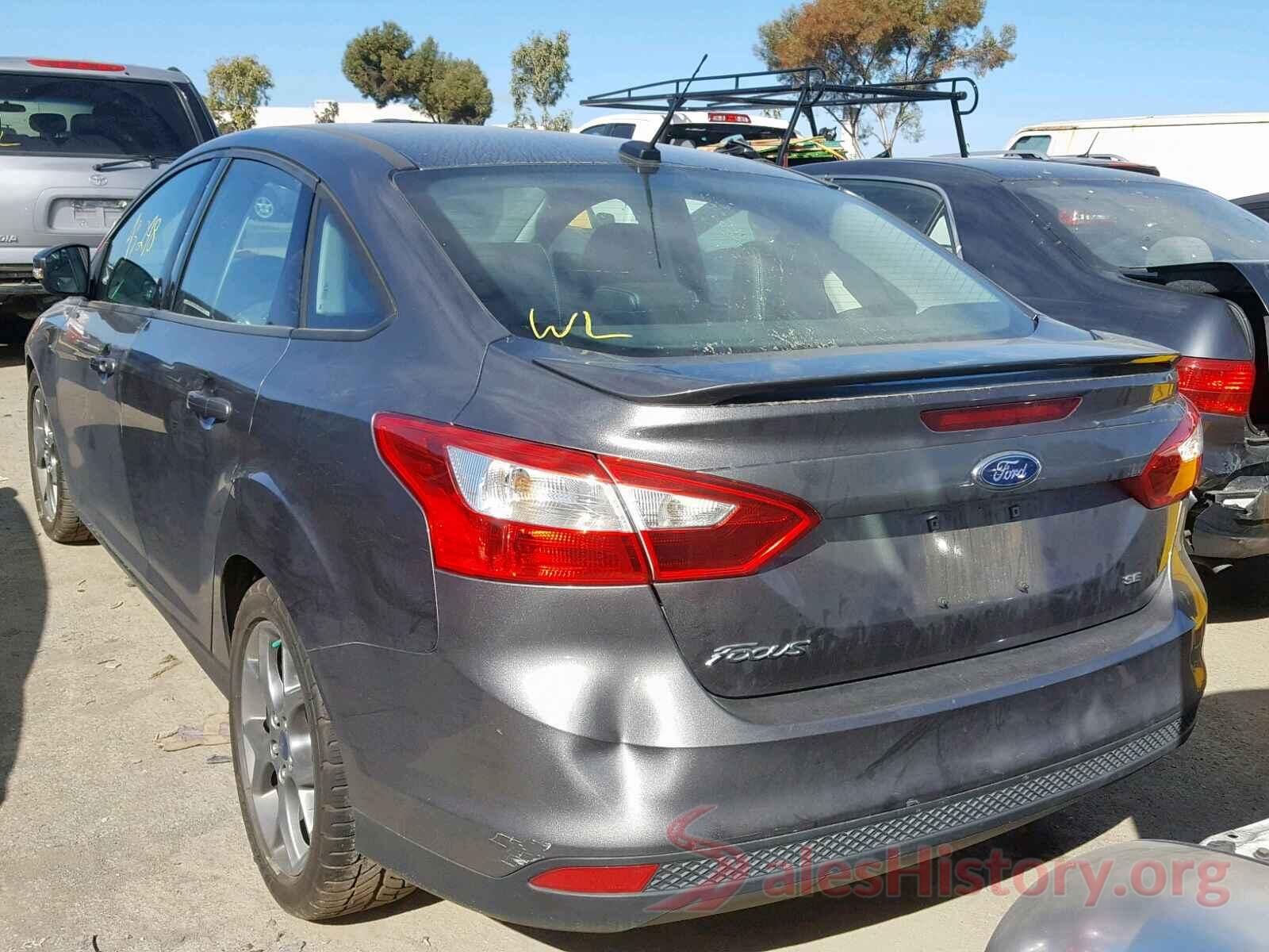 4T1B11HK2JU121569 2014 FORD FOCUS SE