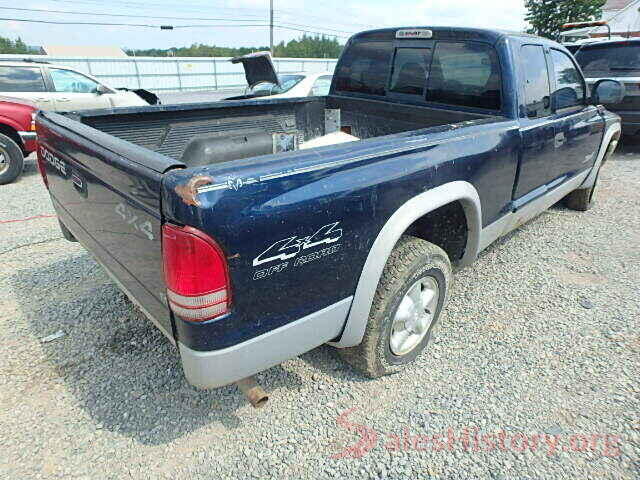 KNAFK4A62G5520581 2000 DODGE DAKOTA