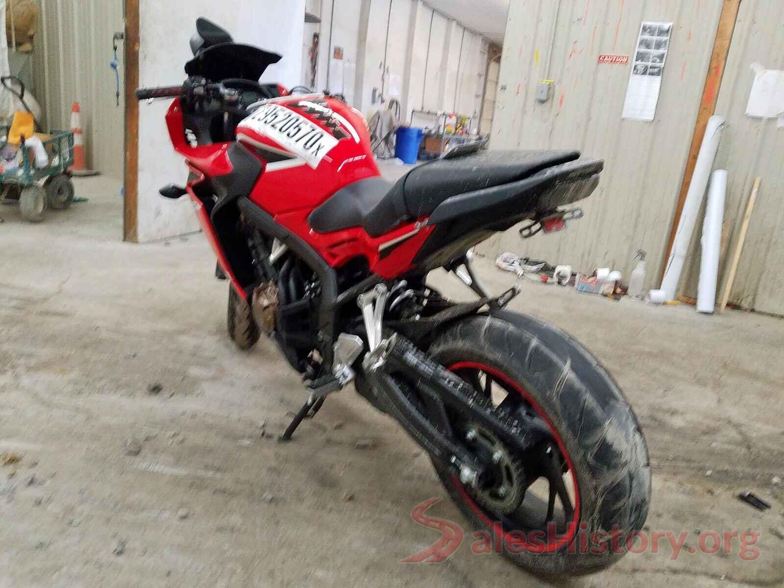 MLHRC7405J5400073 2018 HONDA CBR CYCLE